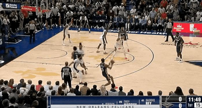 10月25日NBA赛事精彩瞬间截图