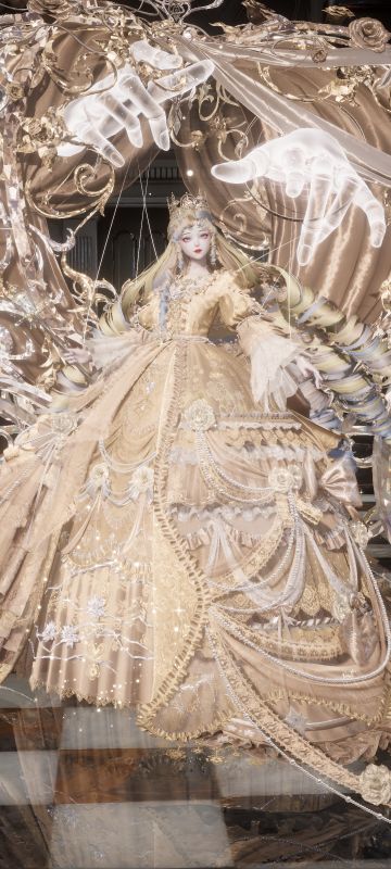 她也曾是个无忧无虑的小公主