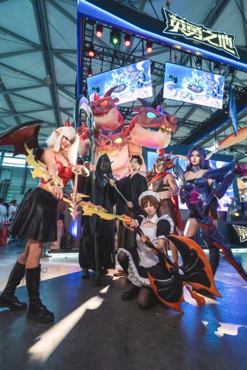 CJ返图丨你怎么知道英勇之地有coser互动