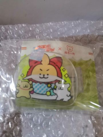 当当当，开箱手机支架。