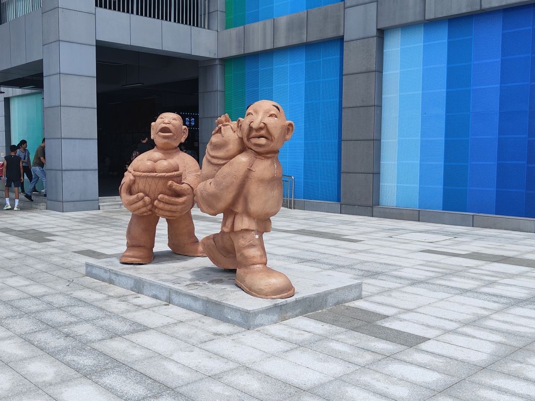 官方在人为通过角色出货率和资源来控制游戏时长把…… 1