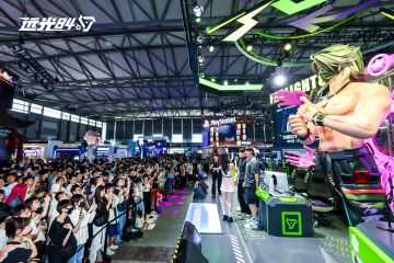 Coser转身那一瞬间，我忘了自己在排队