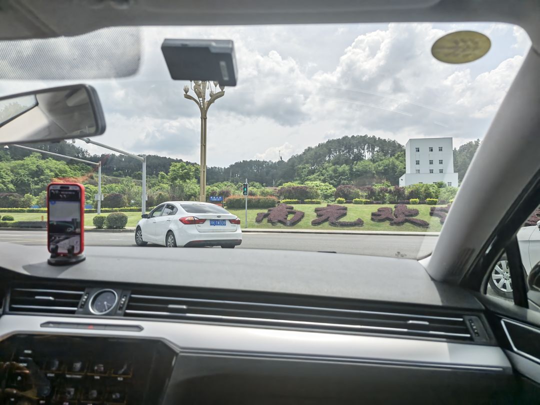 五一去哪里玩呢 1