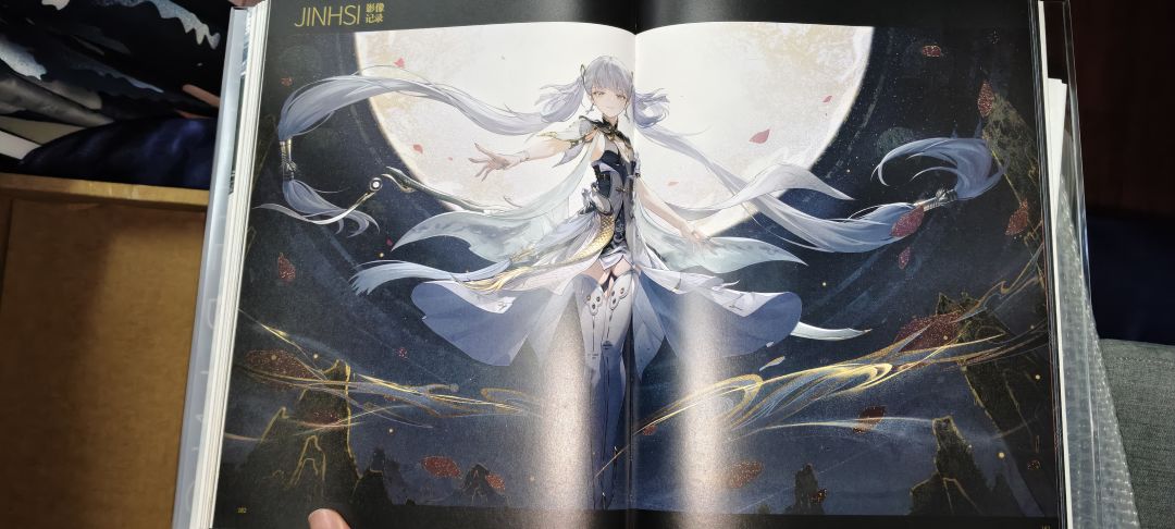 鸣潮潮声庆典美术收藏集到货开箱 13