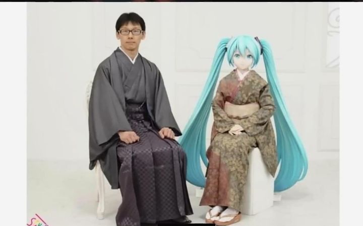 当年和初音未来结婚的男人现在怎么样了？截图