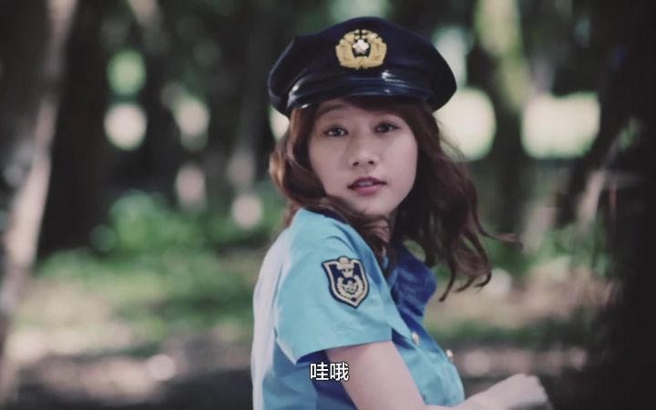 日本沙雕无厘头广告:森林里长出一个蘑菇大叔……截图