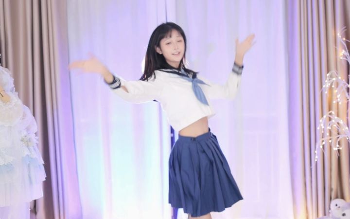 【鱼子酱】《染上你的颜色》明日酱的水手服版 直播跳舞录屏截图