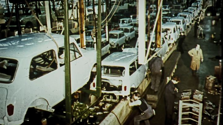 《GT赛车7》开场影片截图