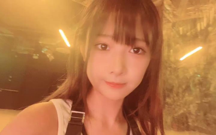 【鱼子酱】《Masayume Chasing》蒂法套装 直播跳舞录屏截图