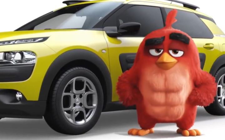 曾经愤怒的小鸟在2016年与汽车品牌Citroen联动截图