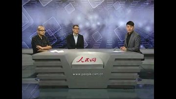 三名中年男人为弹钢琴赌上仅有头发，是道德的沦丧还是人性的扭曲？