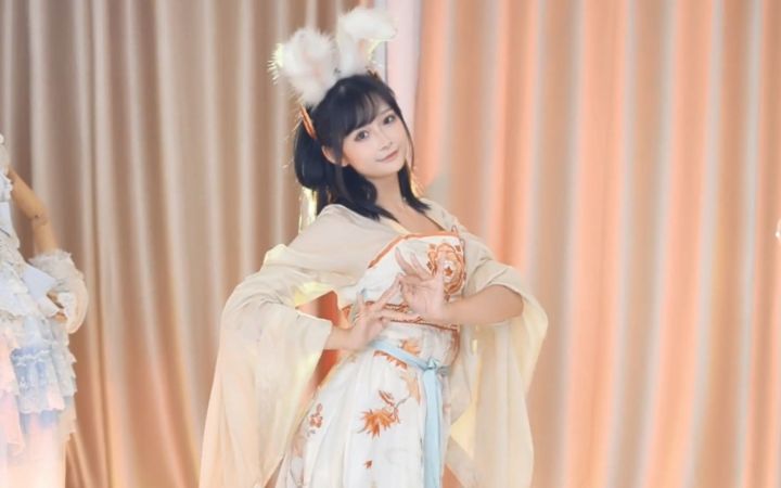 【鱼子酱】《雨水+燕无歇》 公孙离汉服限定 直播跳舞录屏截图