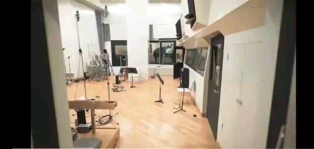 video-1310089