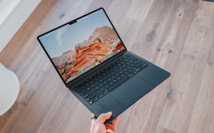 【苹果测评】2022款 MacBook Air M2 抢先上手截图