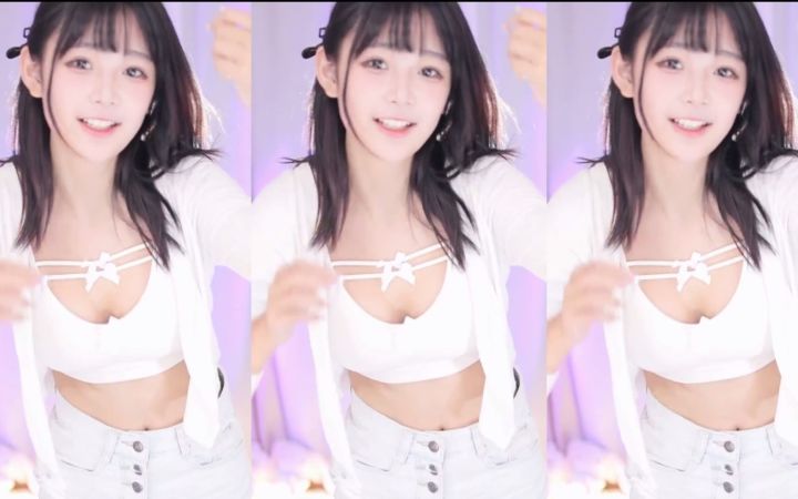 【鱼子酱】《Turn Up The Music》 白色运动装版 直播跳舞录屏截图