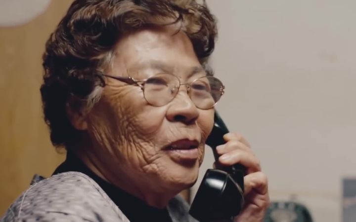 很久没看到这么感人的广告了,这才是科技应该做的事!截图