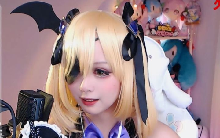 【小梓酱】《Sweet Devil》 菲谢尔限定 直播跳舞录屏截图