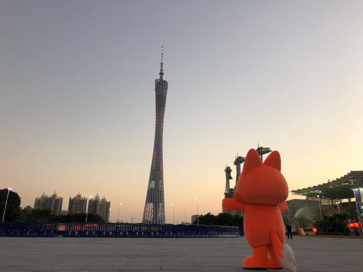 在广州你有看到过这只小狐狸吗~截图