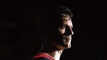 亨利·卡维尔确认回归饰演超人