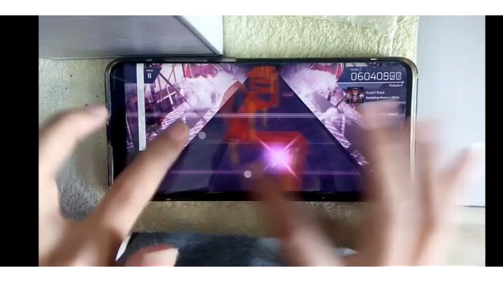 糊糊人不想打反手（），拙劣手元：Avant Raze FTR EX+纪念截图