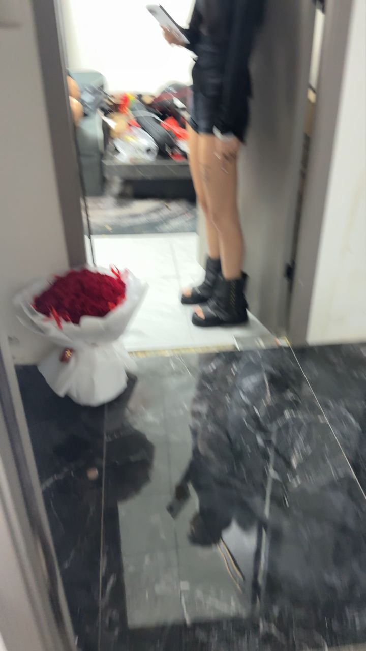 帮子安送给kk的玫瑰花已完成截图