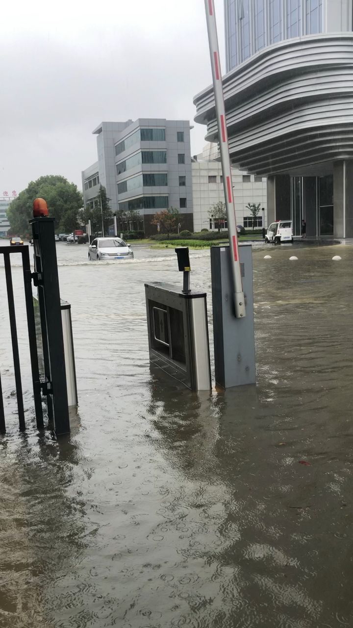 我的摩托艇呢截图