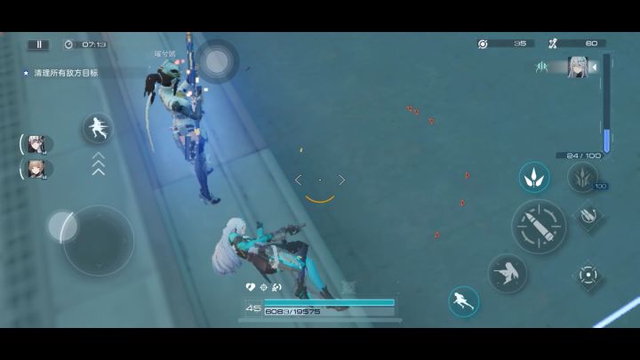 角色模型异常，放不出技能和射击截图