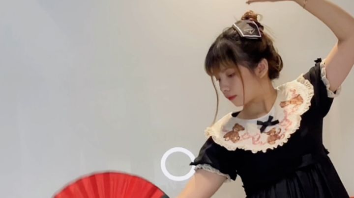 当当当当~大家期待已久的咖喱跳舞惩罚~截图