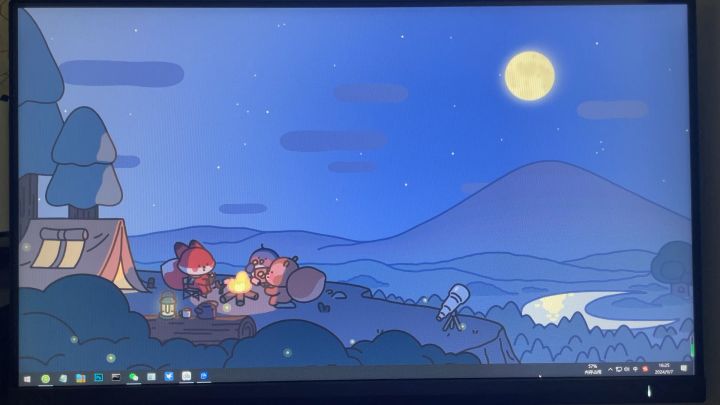 动态桌面——山顶露营截图