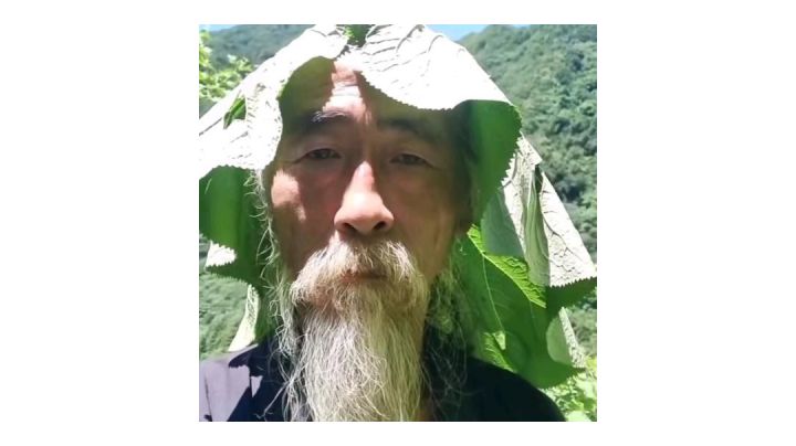 独臂重机配婴儿截图