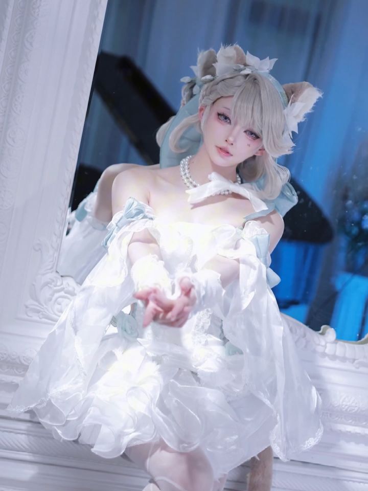 【原神】你会喜欢小猫吗？琳妮特cos截图