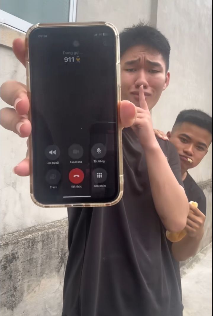 挑战一分钟画出莱卡(画丑致歉)截图