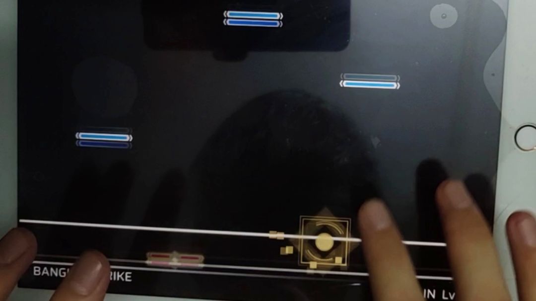 video-5853842