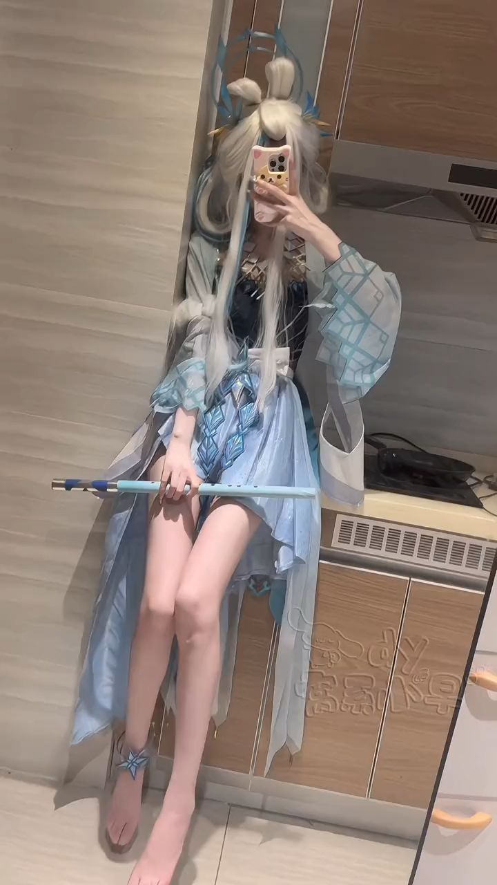 video-4385718