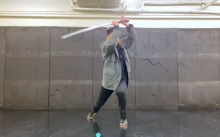多角度看动捕演员的武士刀连击设计截图