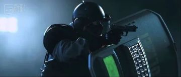 射击游戏里最让人头疼的，还得是盾牌