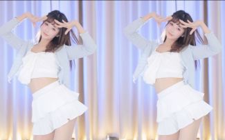 【鱼子酱】《大摆锤》白色常服套装 直播跳舞录屏
