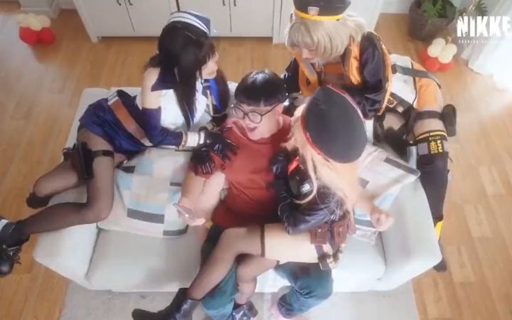 《胜利女神:妮姬》泰国奇葩广告 玩家成变态宅男截图