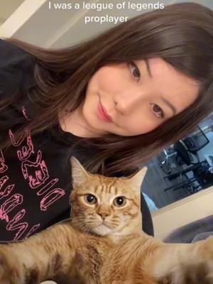 我是一个英雄联盟的职业选手!#今天长这样 #mayumi #英雄联盟 #甜妹截图