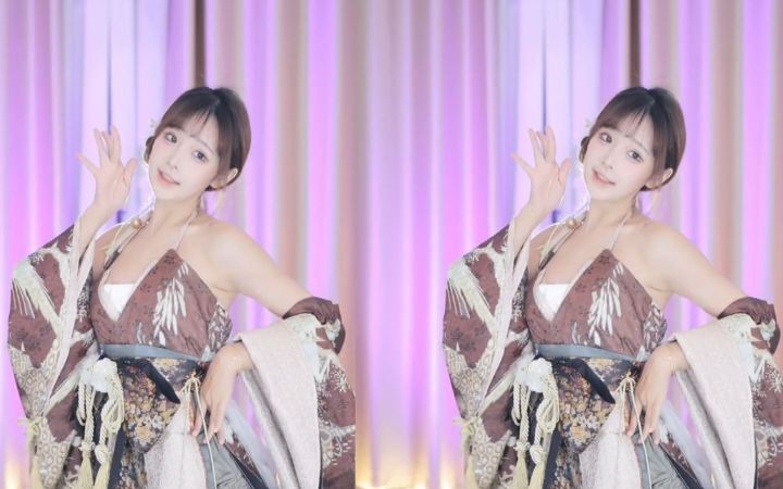 【鱼子酱】《落花情》棕色常服套装 直播跳舞录屏截图