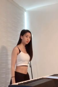 【最终幻想7】COS蒂法的小姐姐演奏蒂法的主题曲