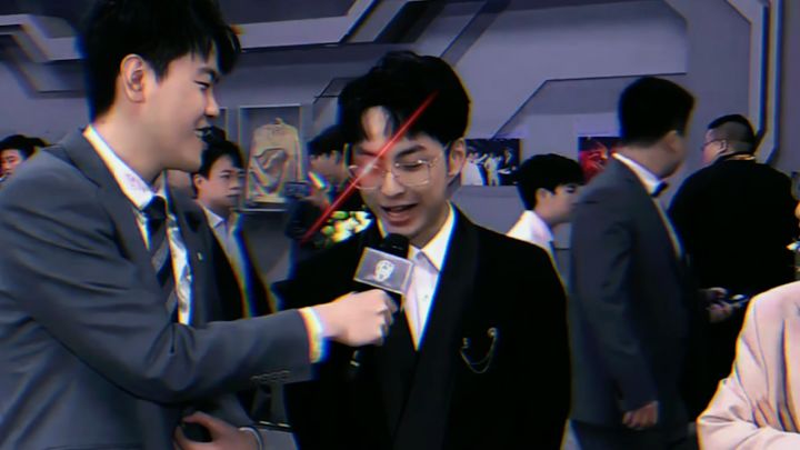 强强对决才好看哇!PS:策划加强下老夫子吧!#世冠小组赛抽签大会 #kpl明星观赛团截图
