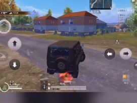 和平精英游戏短片【菜鸡小姐姐和小哥哥玩游戏】