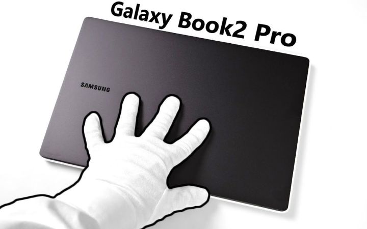 【笔记本开箱】三星Galaxy Book2 Pro开箱 超轻薄的游戏体验截图