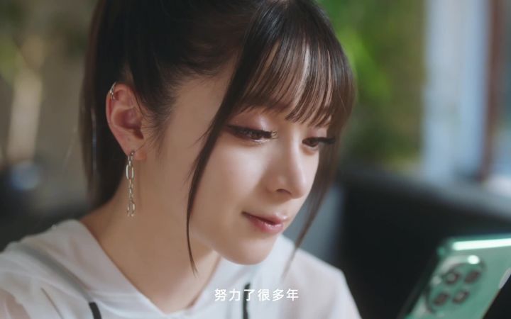 美依礼芽 x 一加手机最新广告截图