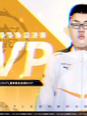 驰骋草原,碎裂星辰!#2022KPL夏季赛总决赛 #狼队 #2022kpl夏季赛截图