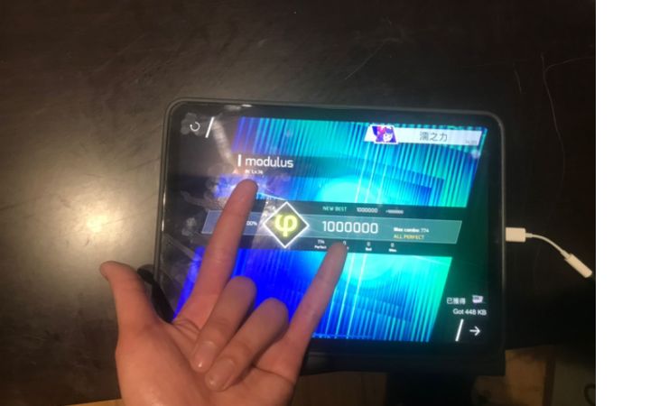 化 身 D J ，搖 擺 上 頭！截图
