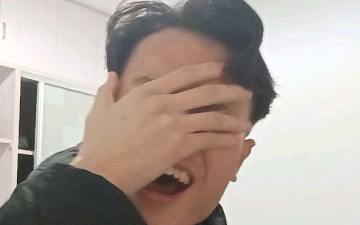 EDG赢了 我却在椅子上泣不成声截图