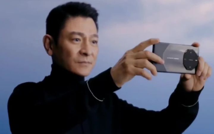 刘德华代言华为，遥遥领先！截图