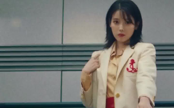 IU × GUCCI 最新广告， 财阀千金既视感截图